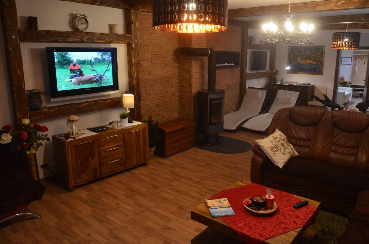 Ezathouse Devicie Hotel Krupina Luaran gambar